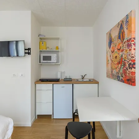 Guesthost - Piazza Della Frutta Apartman