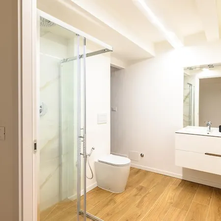 Guesthost - Piazza Della Frutta Apartamento