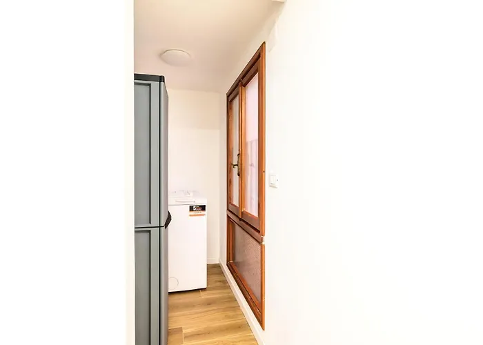 Guesthost - Piazza Della Frutta